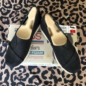 Bobs wedge canvas shoe